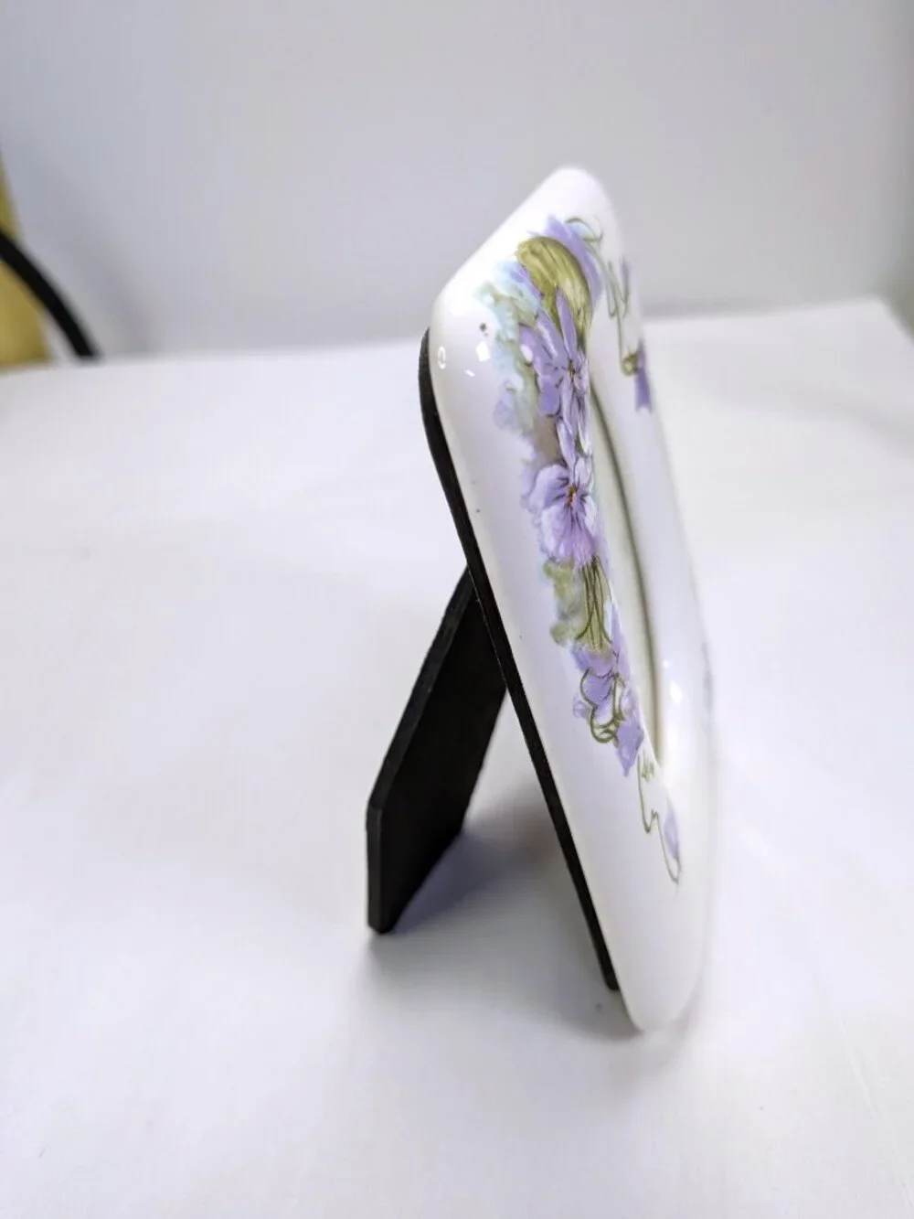 Vintage 1987 Terragraphics Porcelain Floral Photo Frame Purple Violets Lavendar